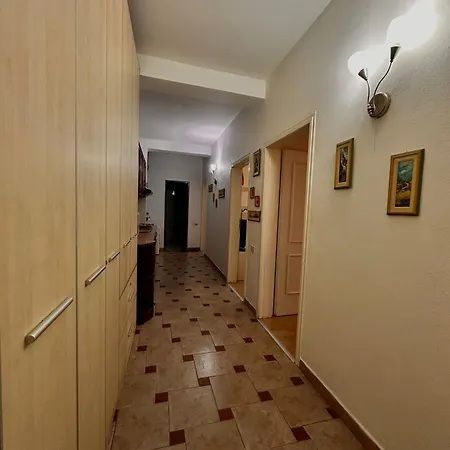 Διαμέρισμα Garden View Τίρανα